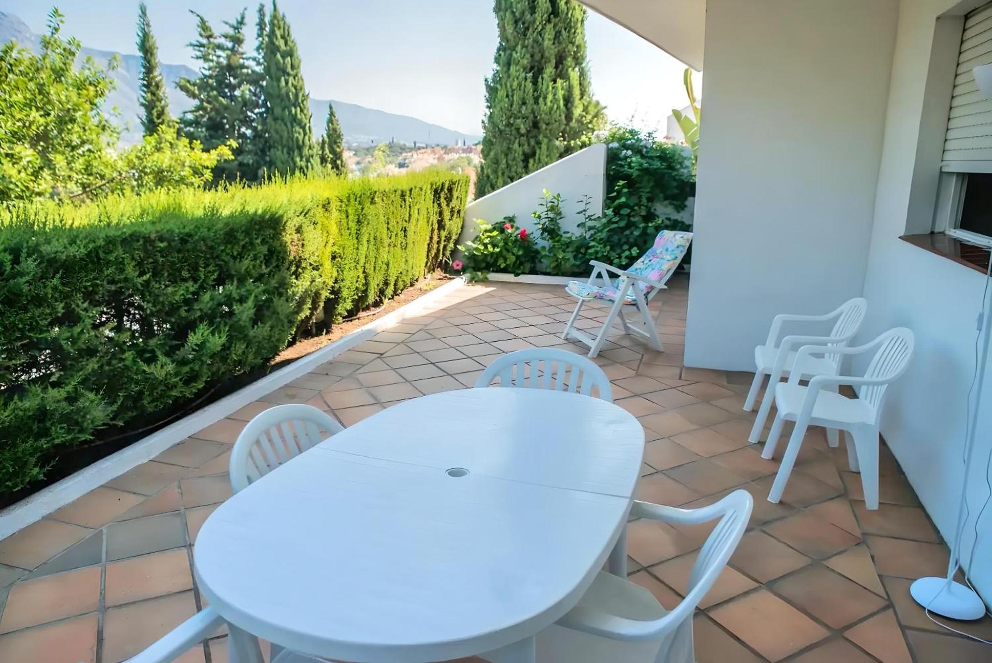 Gorgeous 2Br Apt. W/ Mountain View Puerto Banus Marbella Ngoại thất bức ảnh