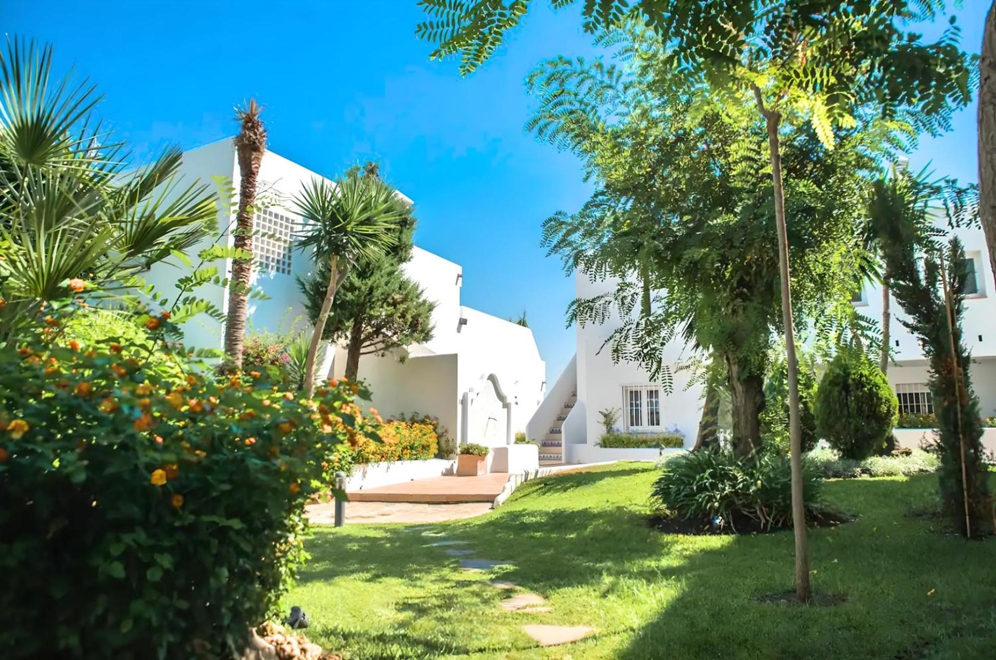 Gorgeous 2Br Apt. W/ Mountain View Puerto Banus Marbella Ngoại thất bức ảnh