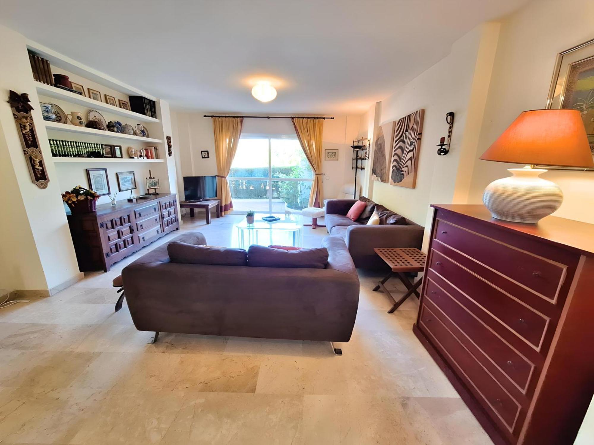 Gorgeous 2Br Apt. W/ Mountain View Puerto Banus Marbella Phòng bức ảnh